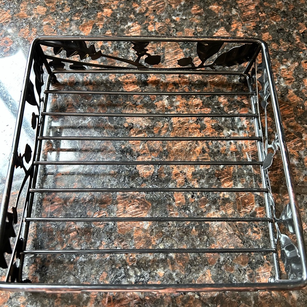 Bronze metal napkin holder - Picture 4 of 4